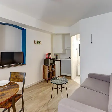 Le Nid De - Proche Des Thermes Апартаменты *