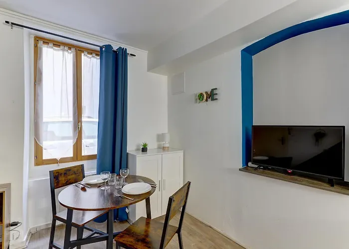 Le Nid De - Proche Des Thermes Апартаменты *