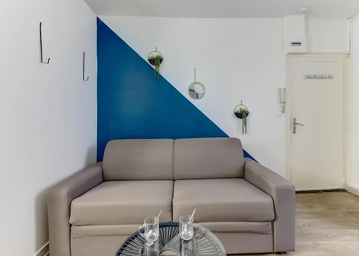 Le Nid De - Proche Des Thermes Апартаменты